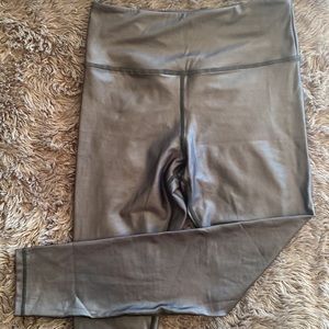 Metallic Zyia Leggings